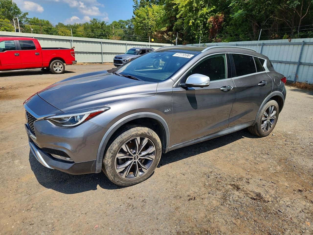2017 INFINITI QX30 PREMIUM