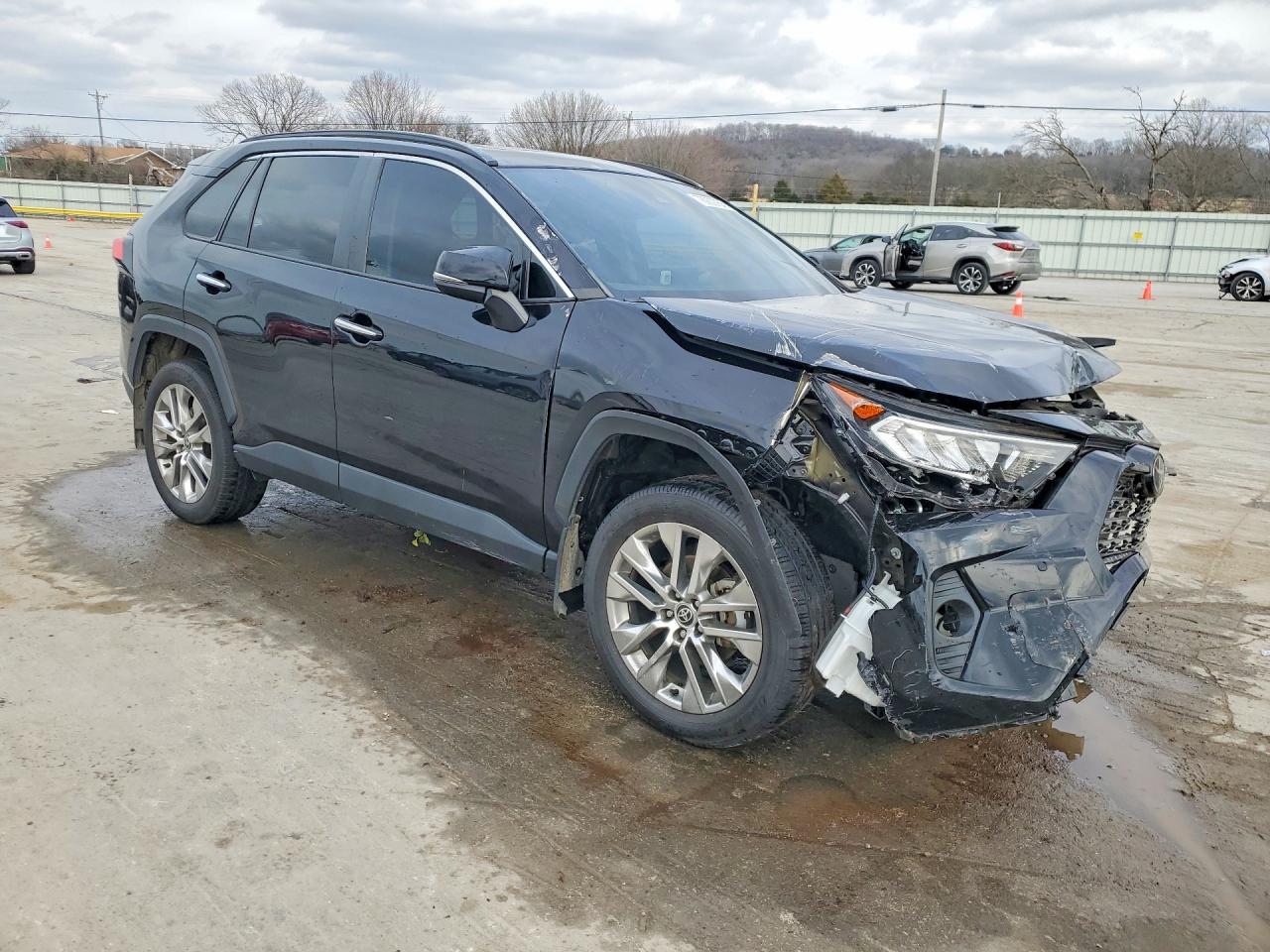 2021 TOYOTA RAV4 LIMITED — снимка 4