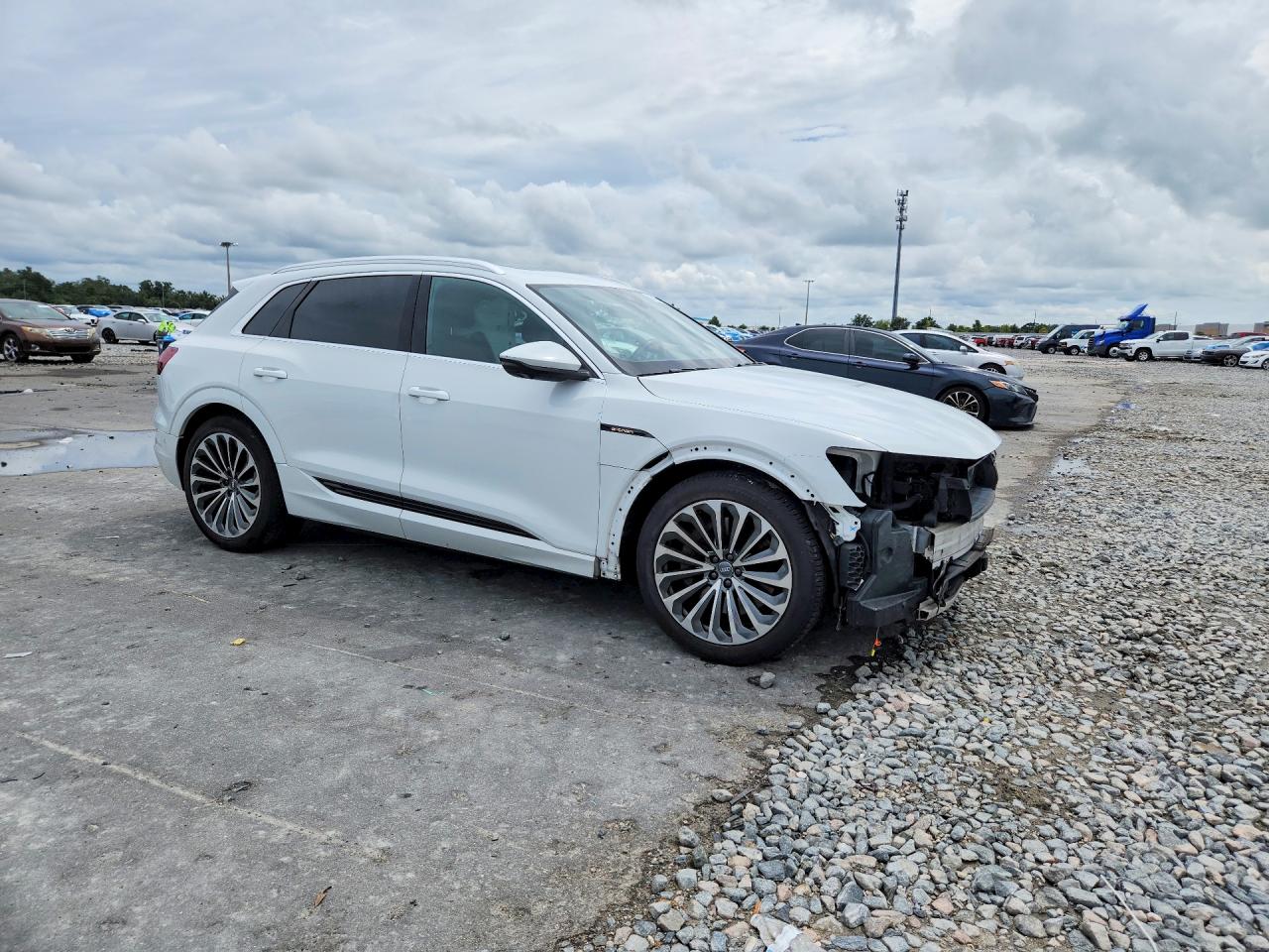 2019 AUDI E-TRON PRESTIGE — снимка 4