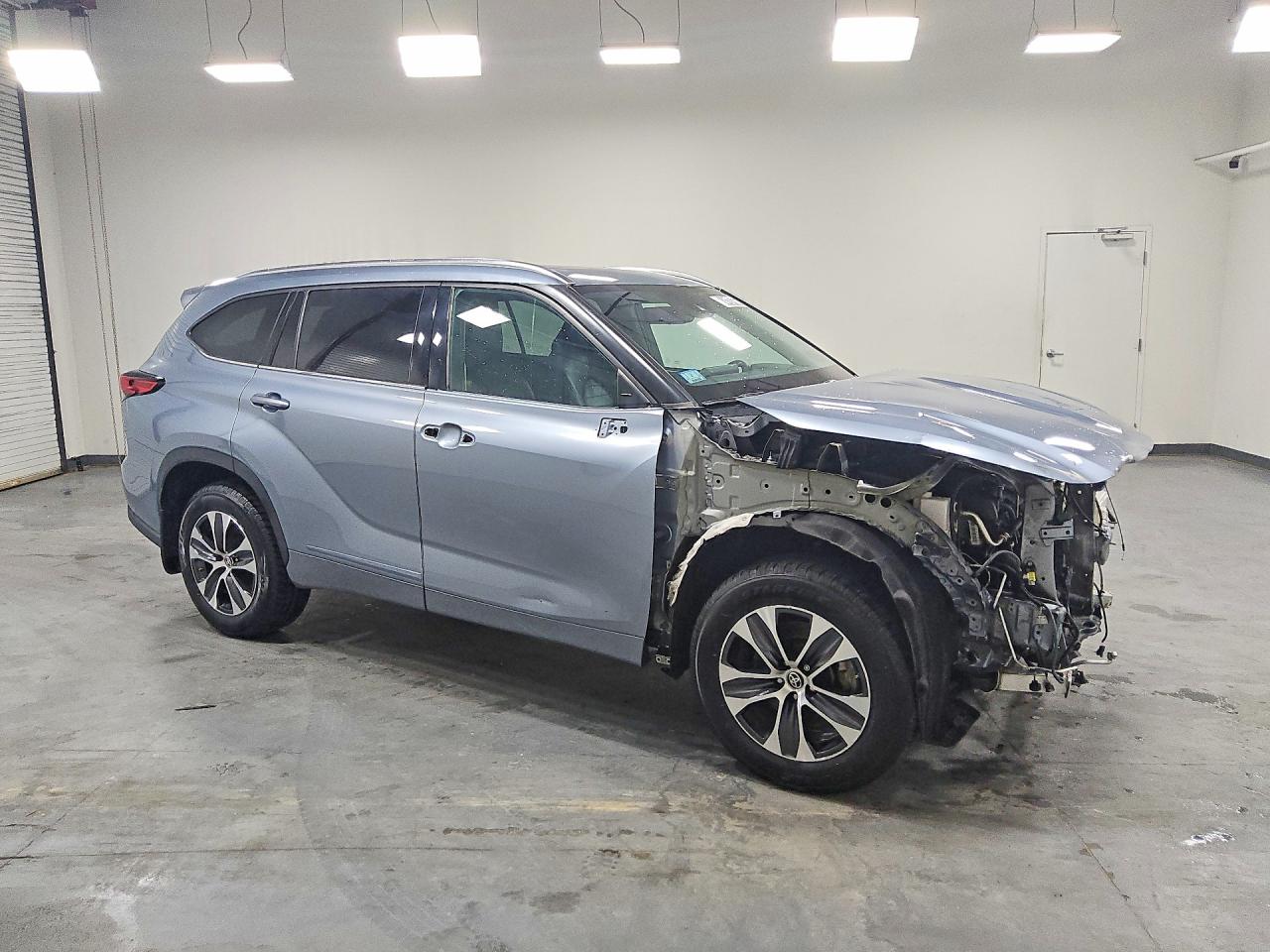 2020 TOYOTA HIGHLANDER XLE — снимка 4