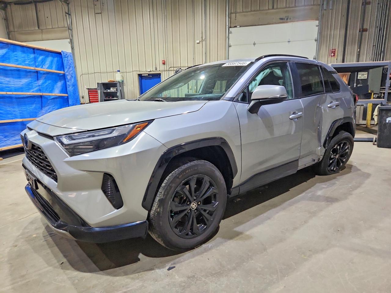 2022 TOYOTA RAV4 SE