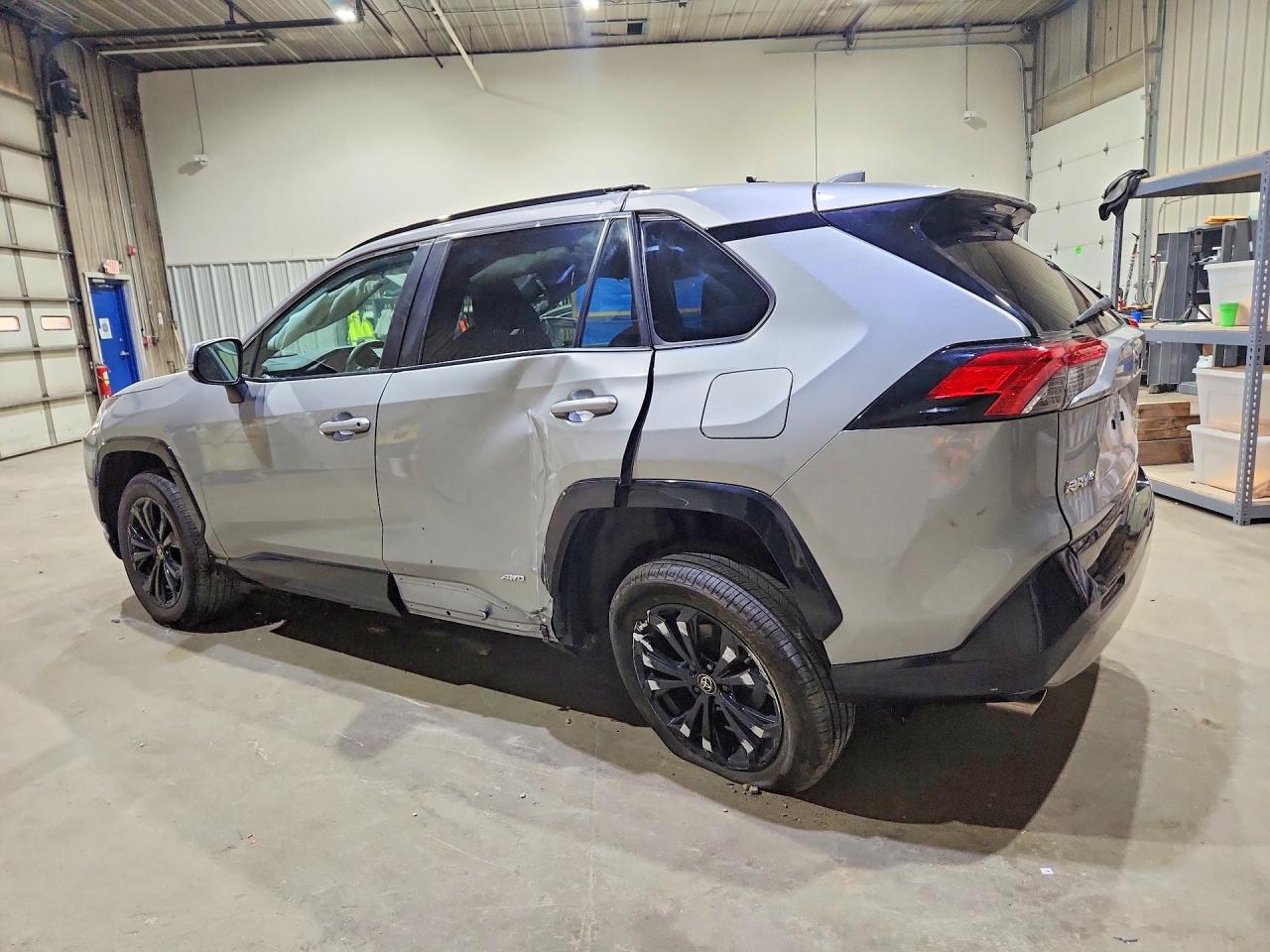 2022 TOYOTA RAV4 SE — снимка 2