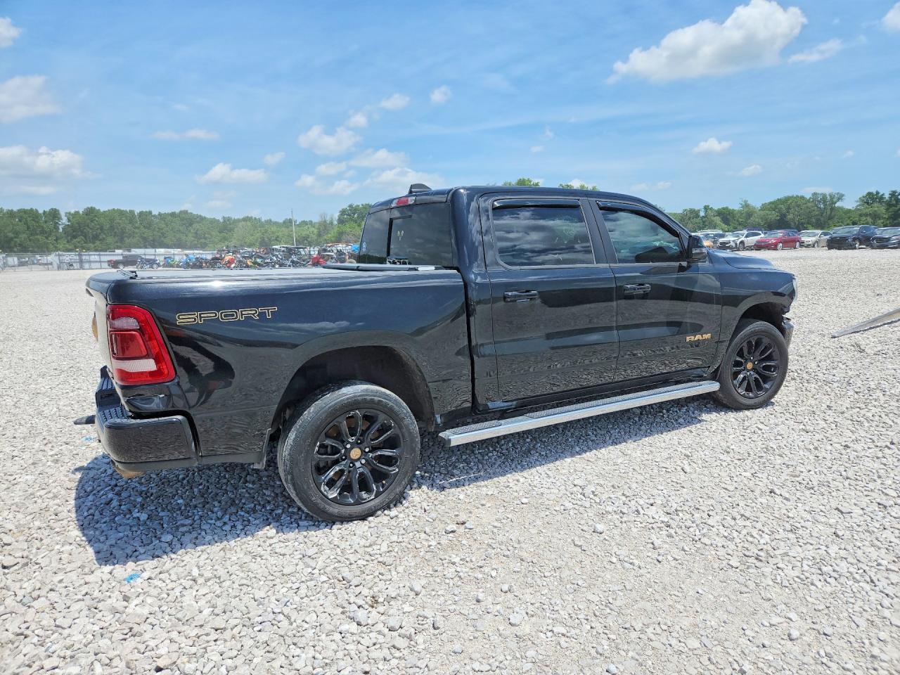 2023 RAM 1500 LARAMIE — снимка 3