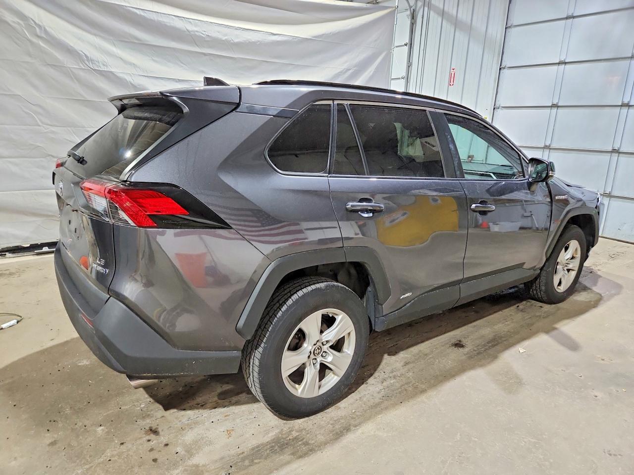 2021 TOYOTA RAV4 LE — снимка 3