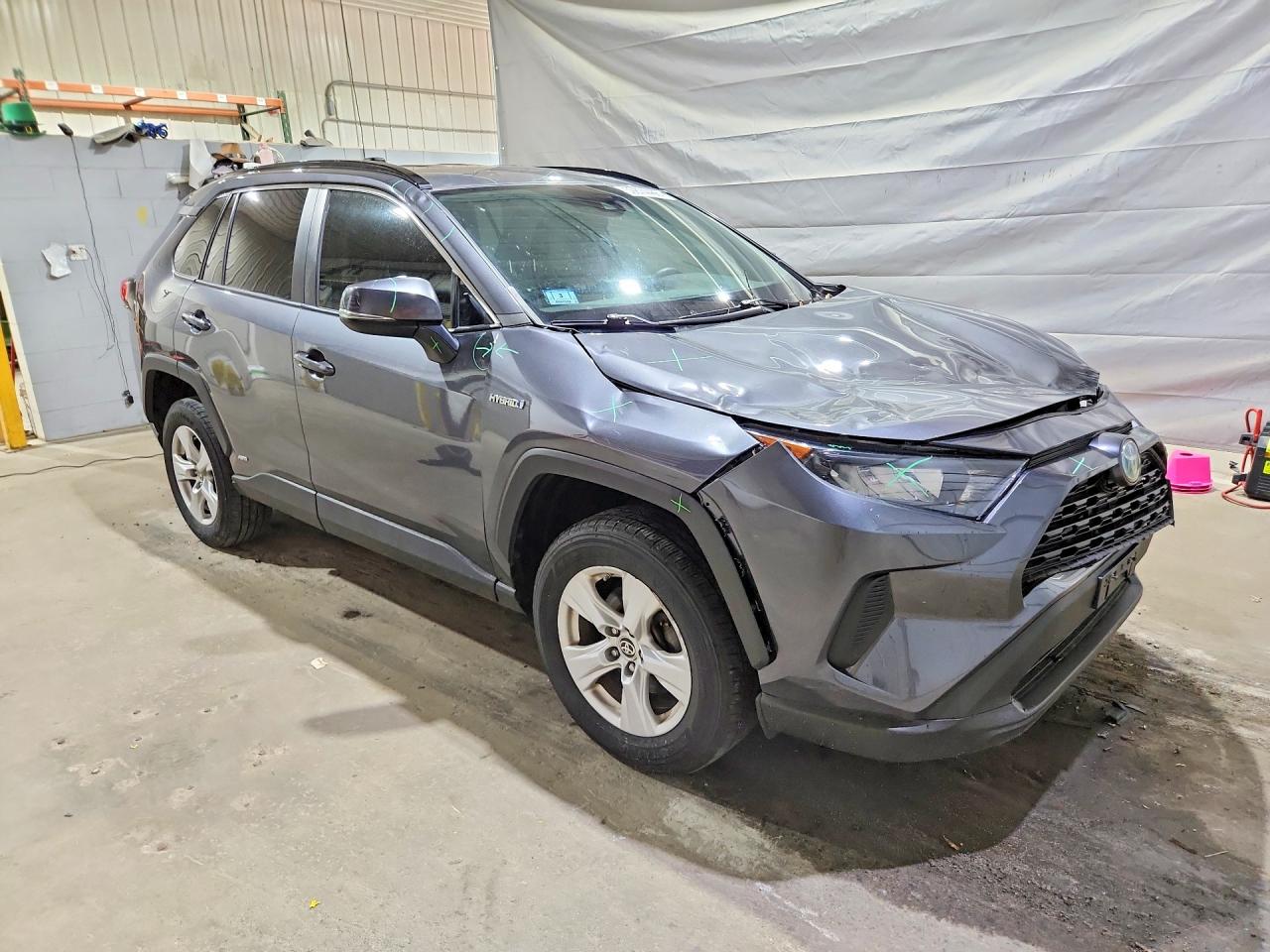 2021 TOYOTA RAV4 LE — снимка 4