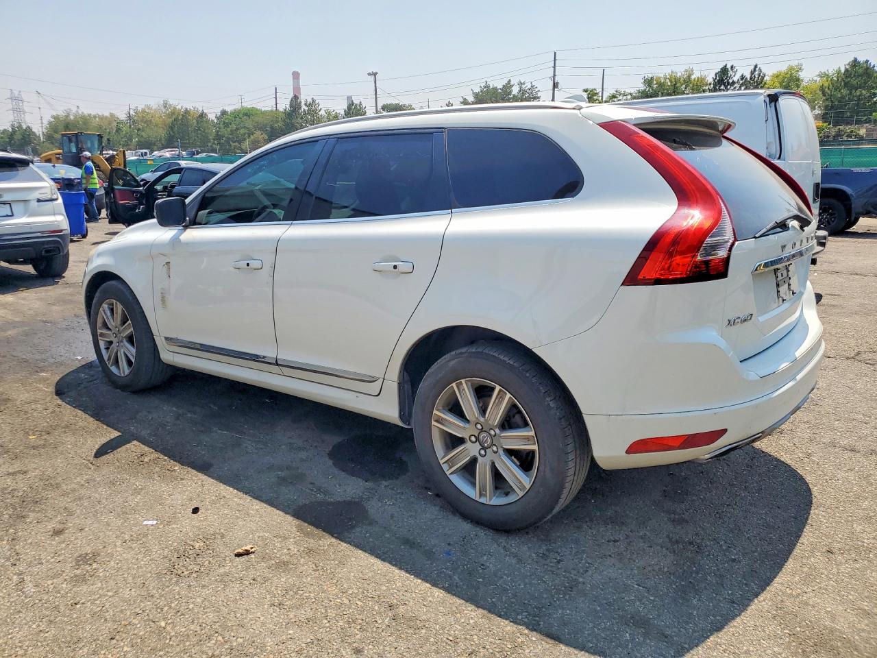 2016 VOLVO XC60 T5 PREMIER — снимка 2