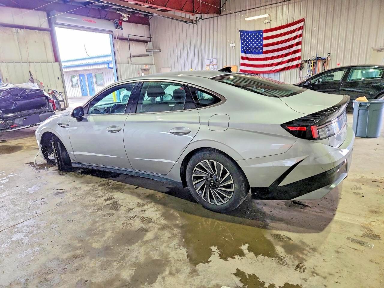 2025 HYUNDAI SONATA HYBRID SEL — снимка 2