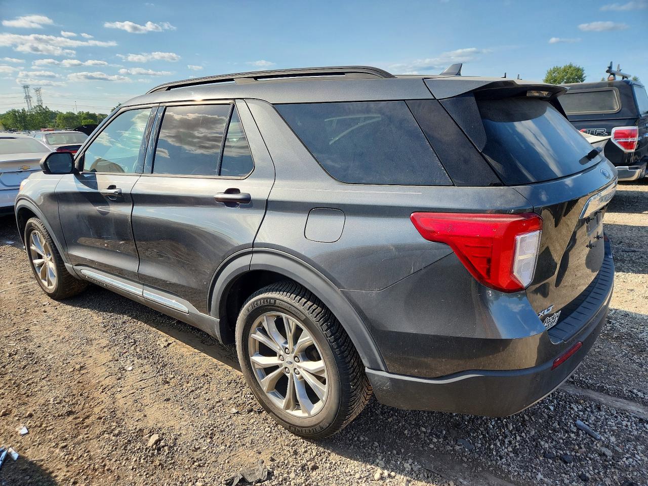 2020 FORD EXPLORER XLT — снимка 2