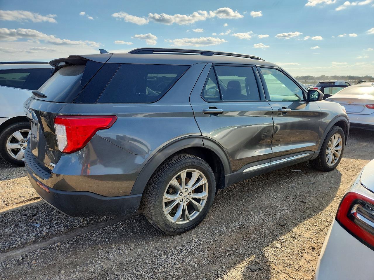 2020 FORD EXPLORER XLT — снимка 3