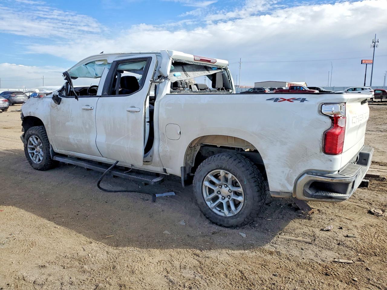2023 CHEVROLET SILVERADO K1500 LT — снимка 2
