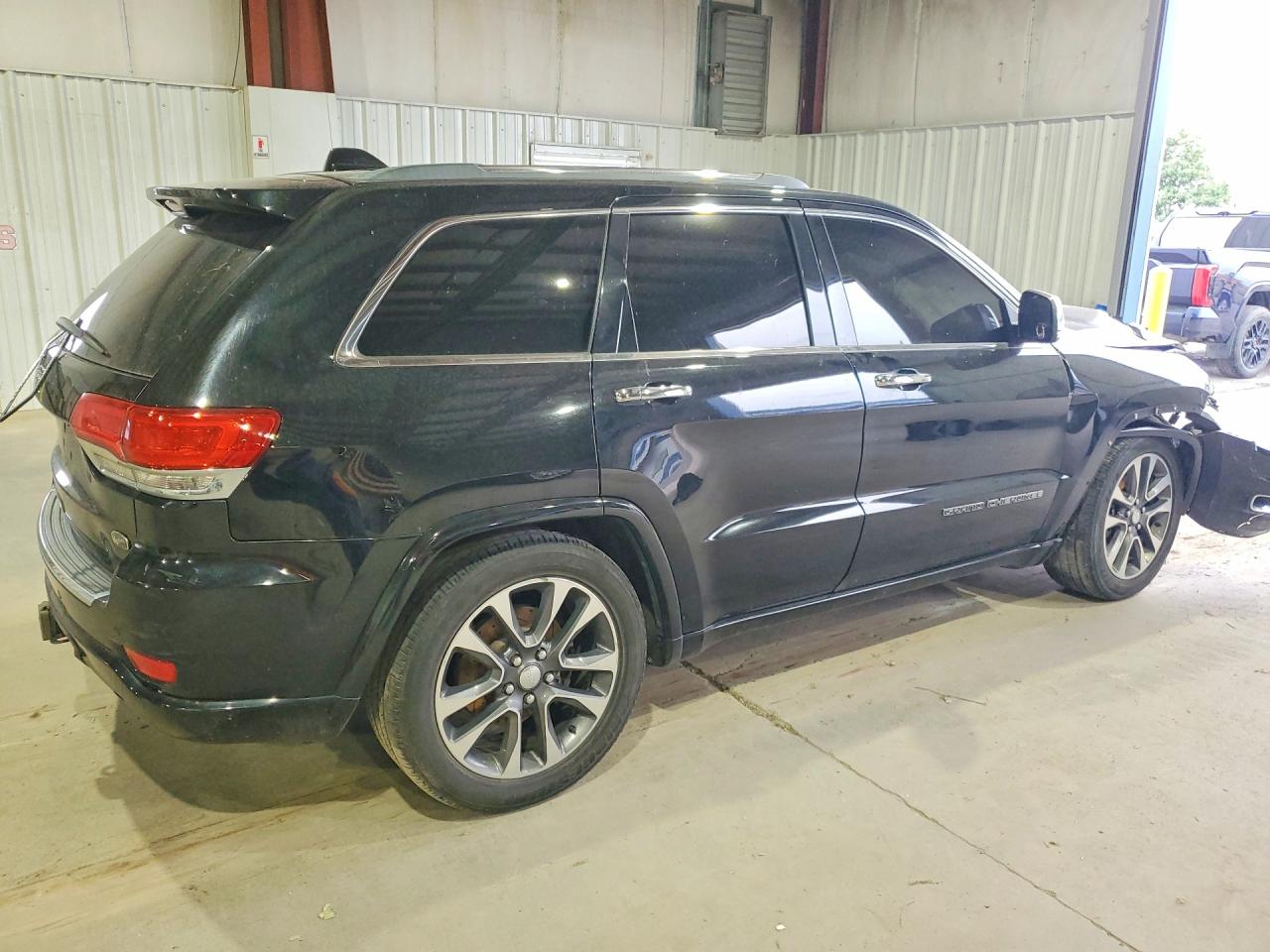 2017 JEEP GRAND CHEROKEE OVERLAND — снимка 3