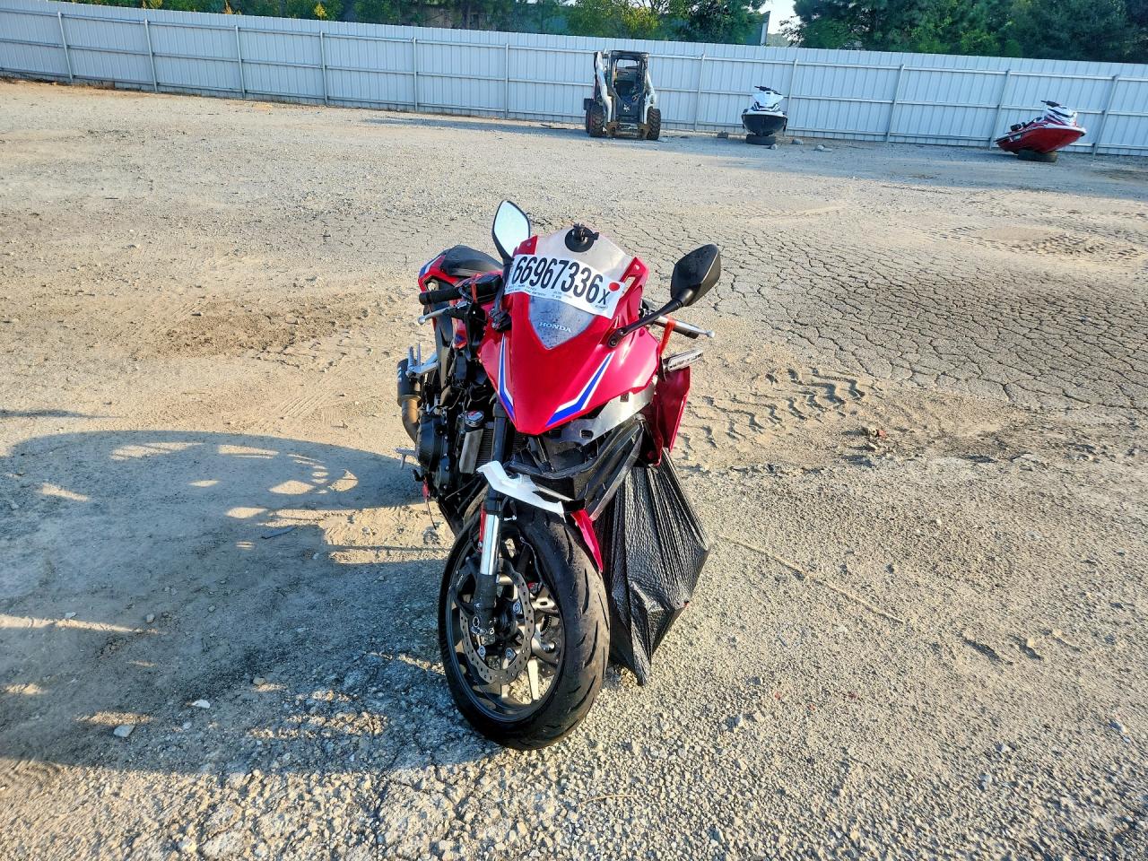 2025 HONDA CBR500 RA — снимка 2