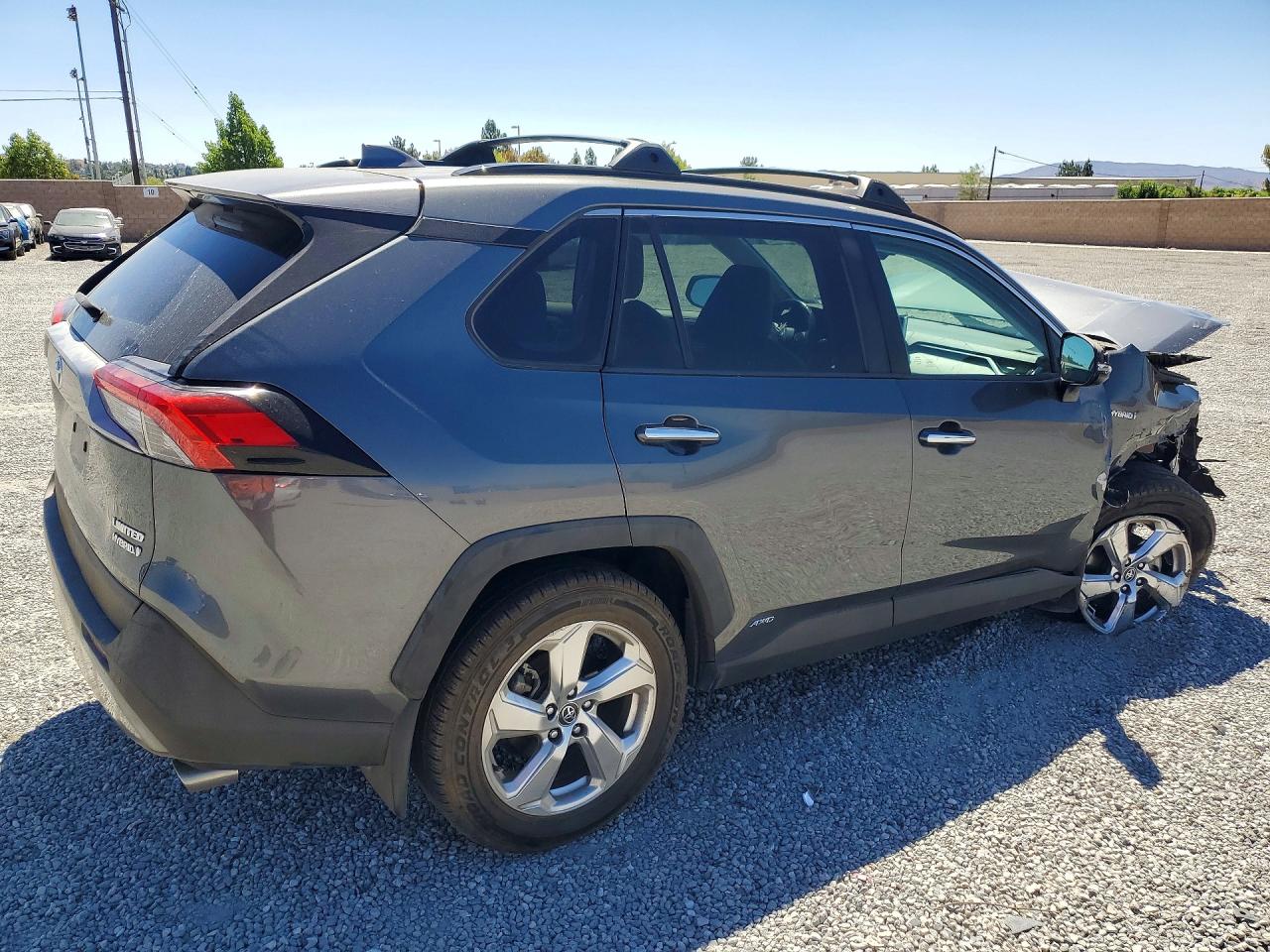 2020 TOYOTA RAV4 LIMITED — снимка 3