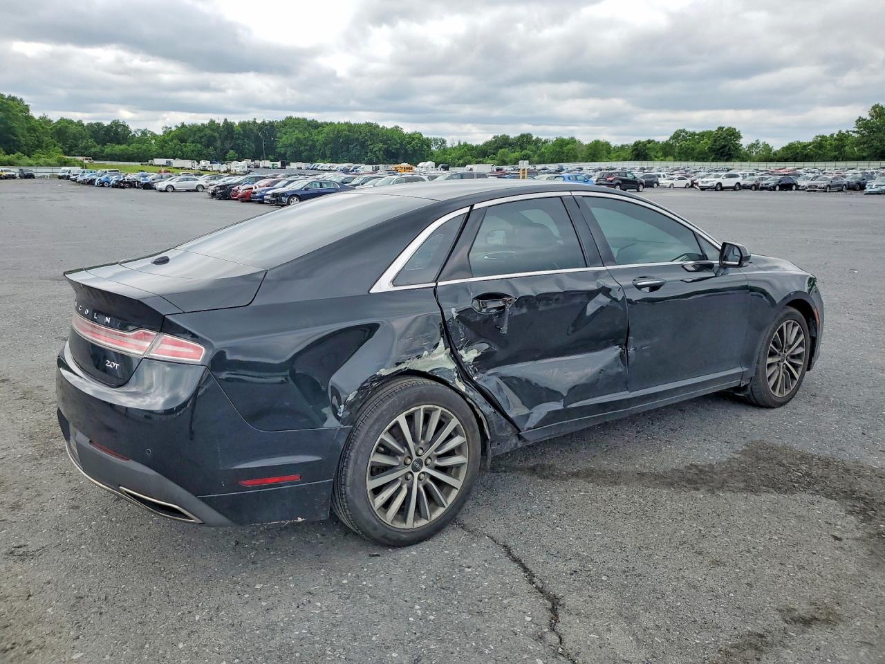 2017 LINCOLN MKZ PREMIERE — снимка 3