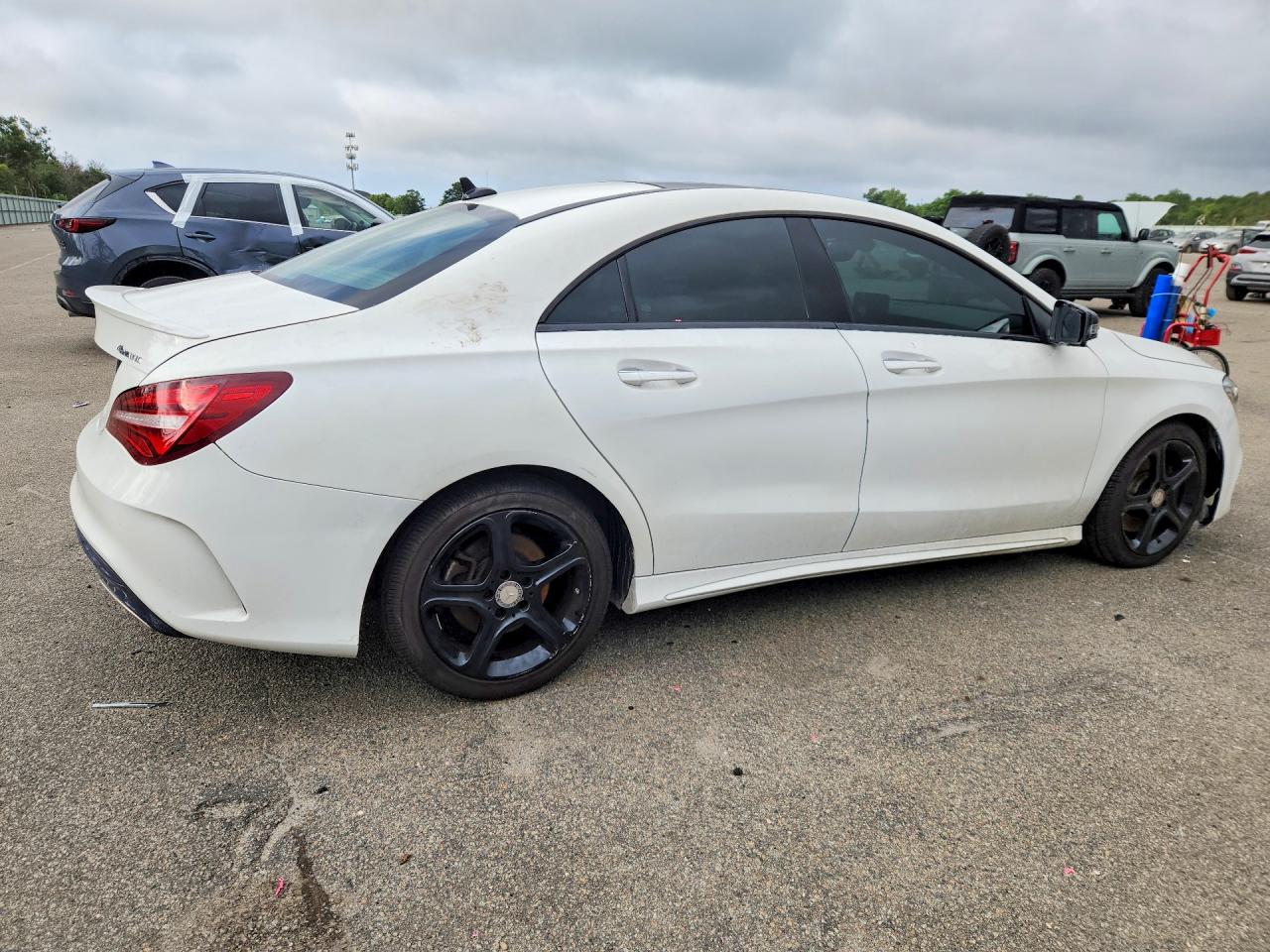 2019 MERCEDES-BENZ CLA 250 4MATIC — снимка 3