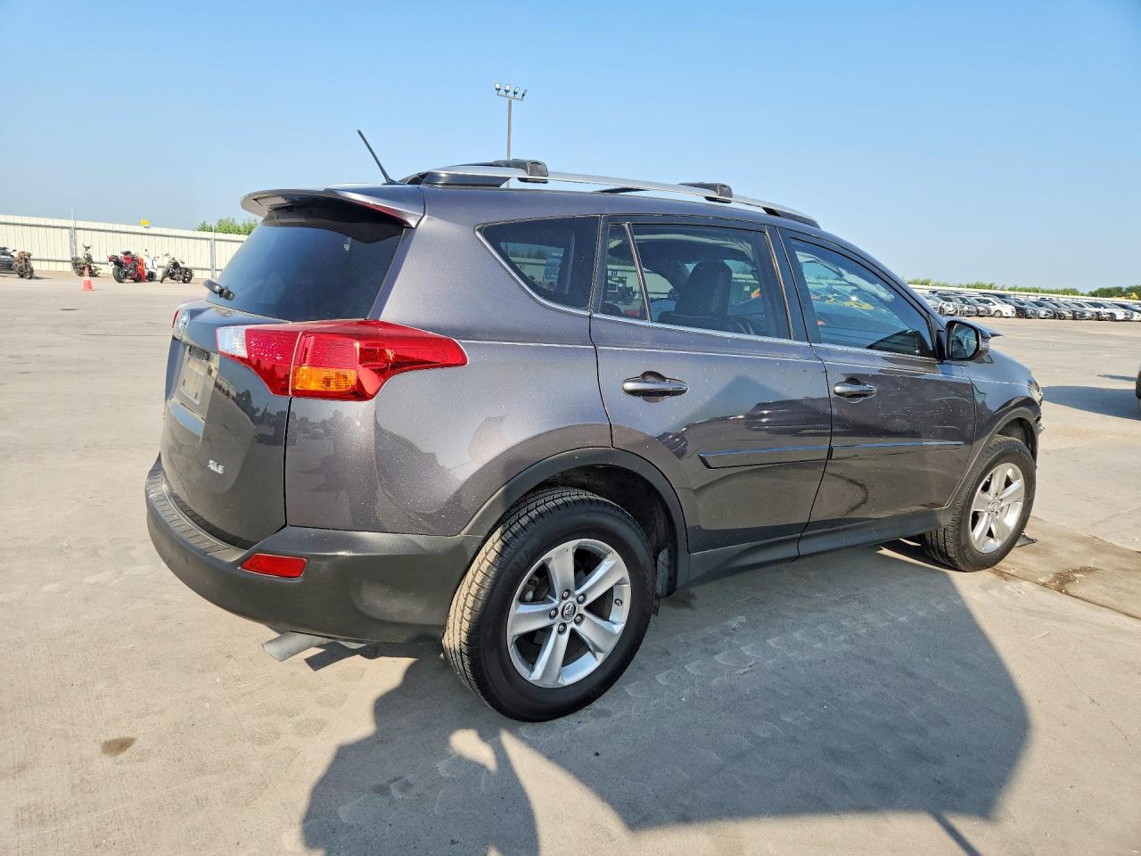 2015 TOYOTA RAV4 XLE — снимка 3
