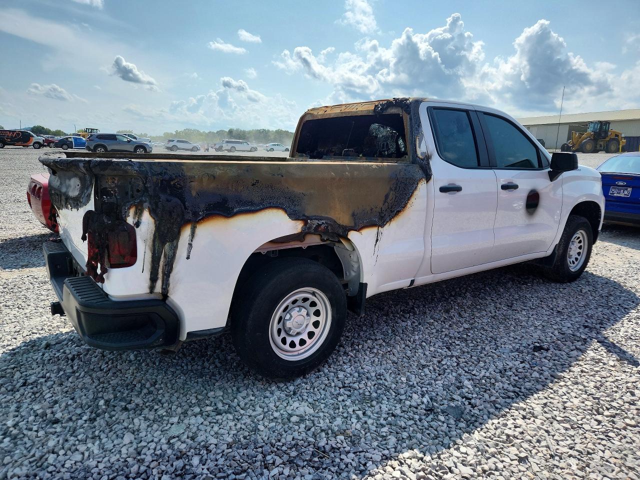 2024 CHEVROLET SILVERADO K1500 — снимка 3