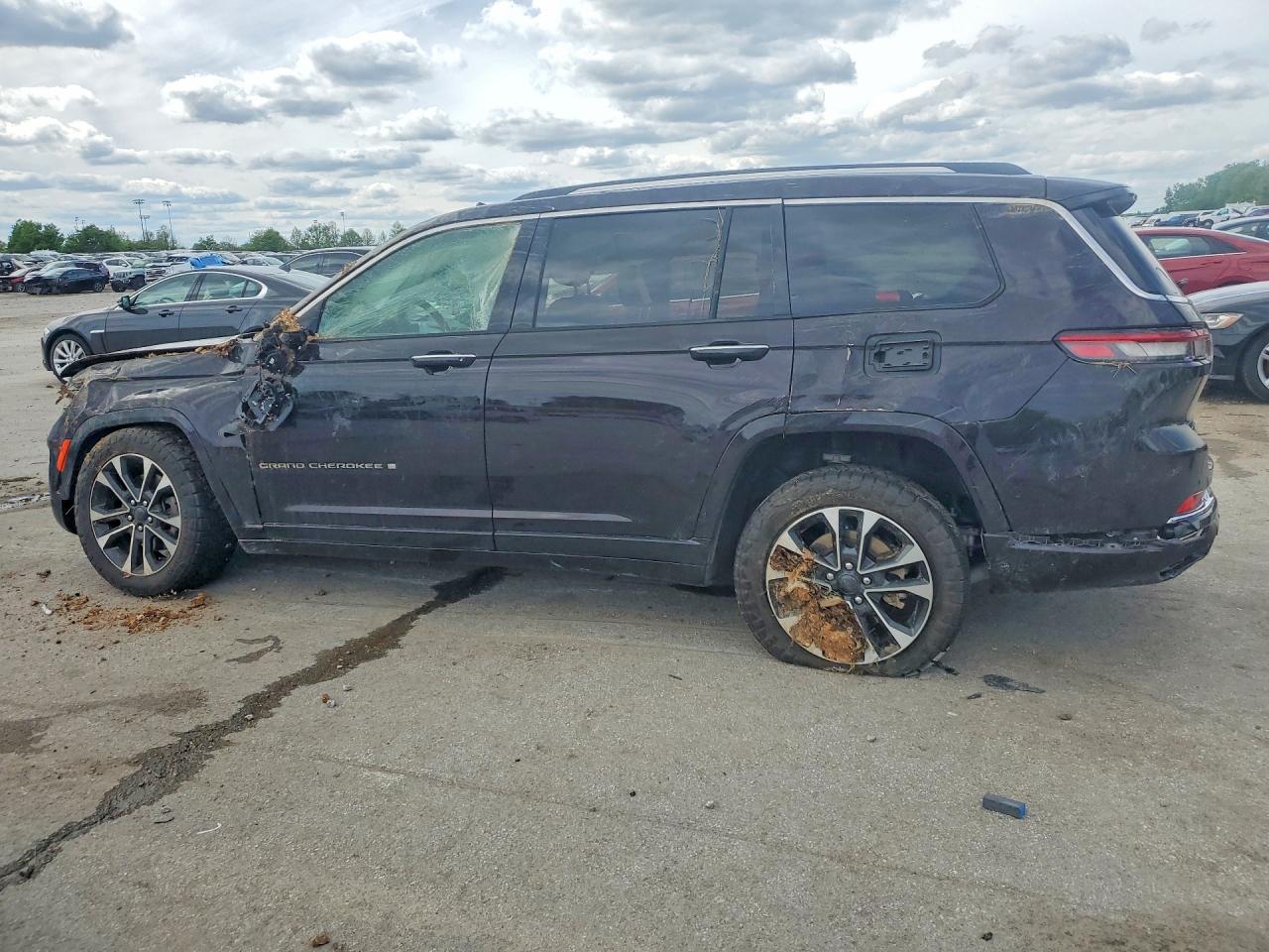 2023 JEEP GRAND CHEROKEE L OVERLAND — снимка 2