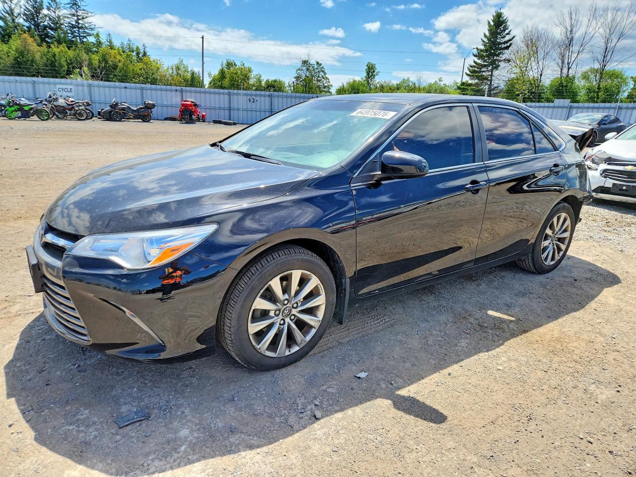 2017 TOYOTA CAMRY LE