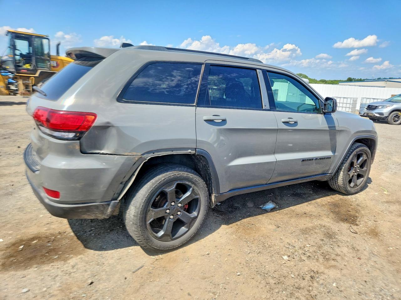 2019 JEEP GRAND CHEROKEE LAREDO — снимка 3