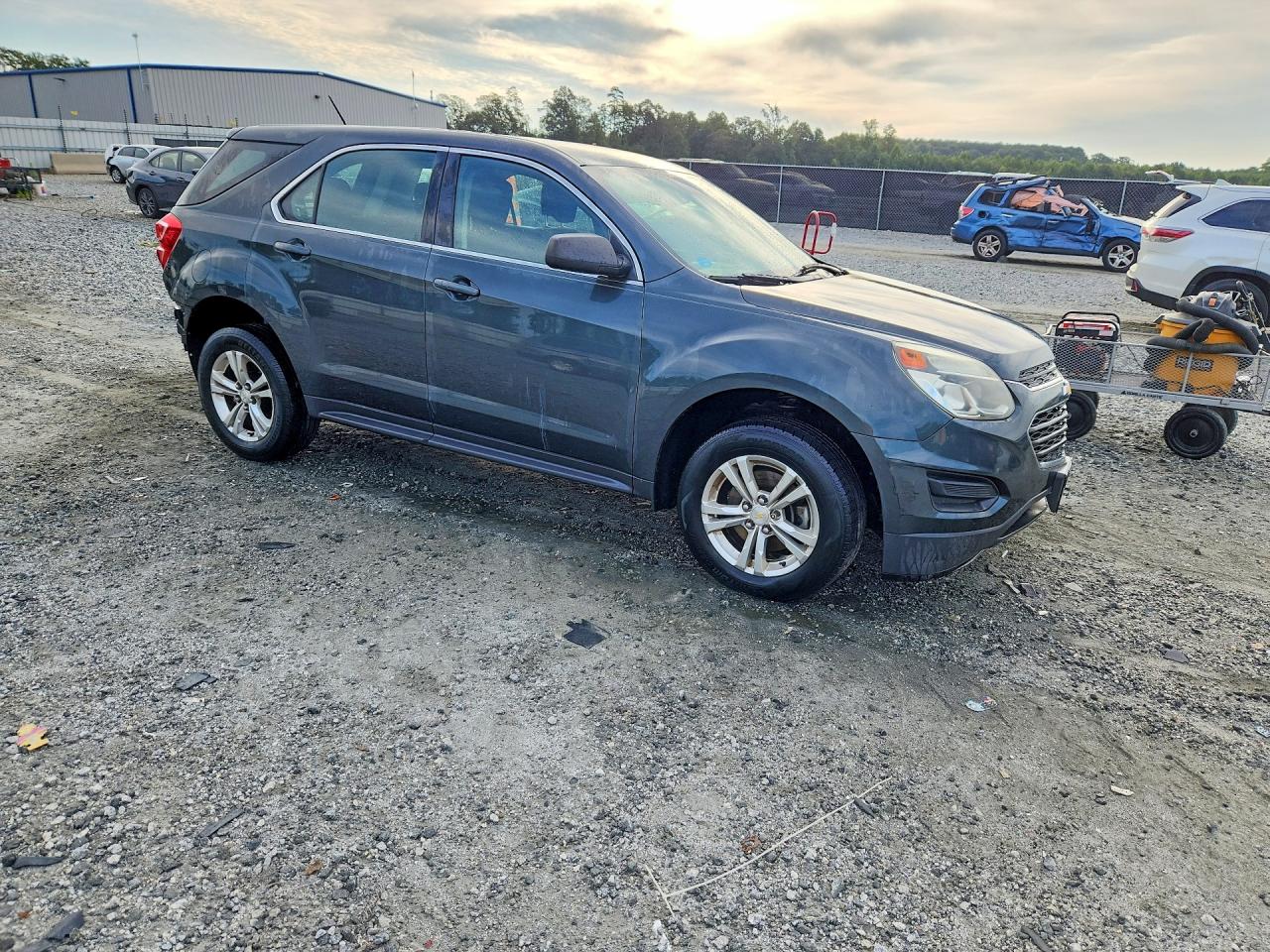 2017 CHEVROLET EQUINOX LS — снимка 4