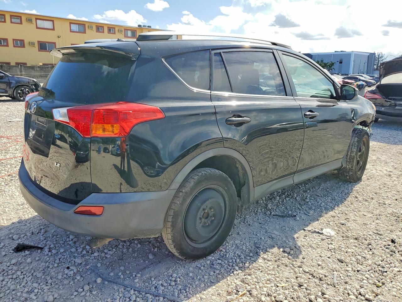 2015 TOYOTA RAV4 LE — снимка 3