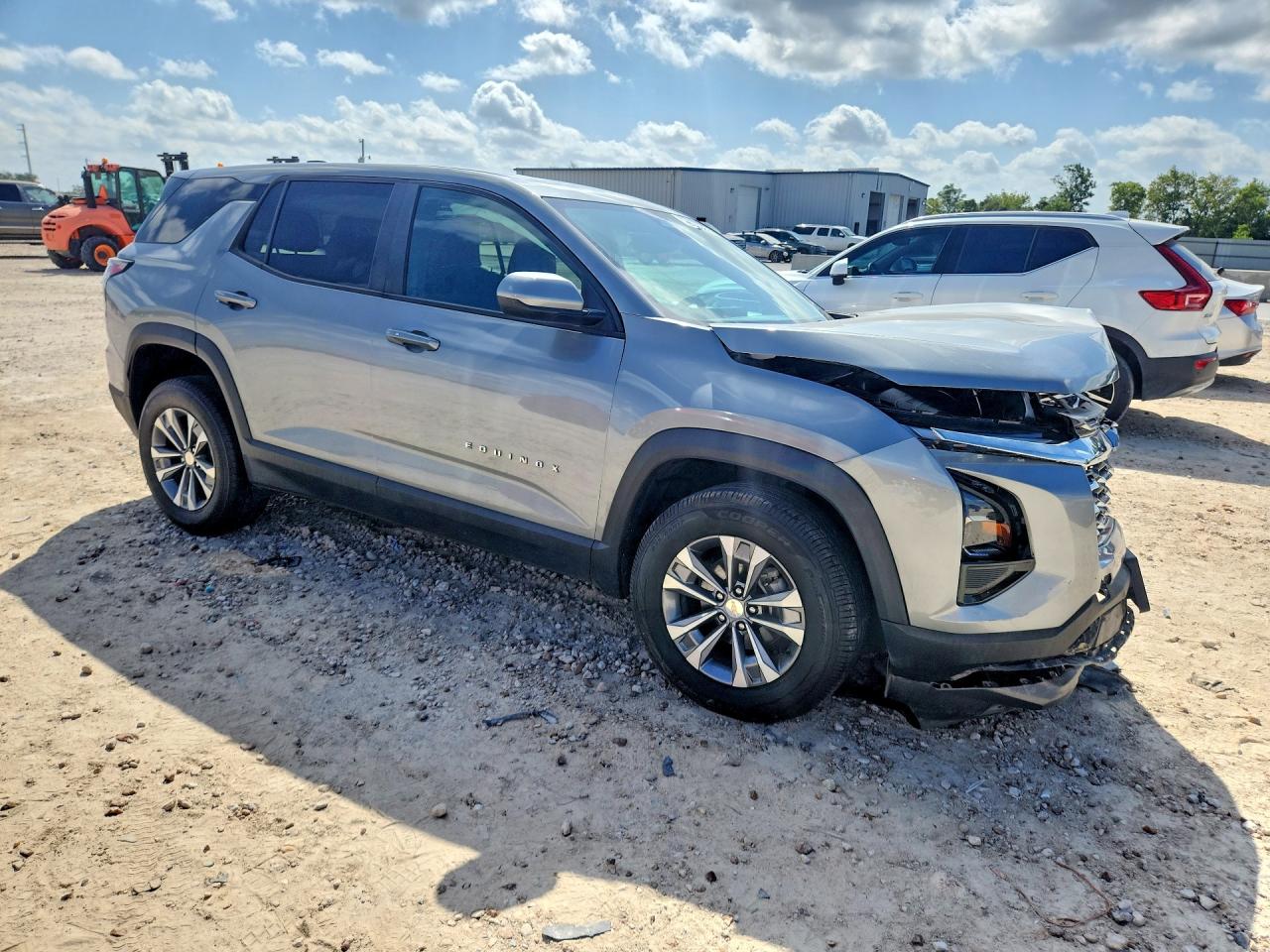 2025 CHEVROLET EQUINOX LT — снимка 4