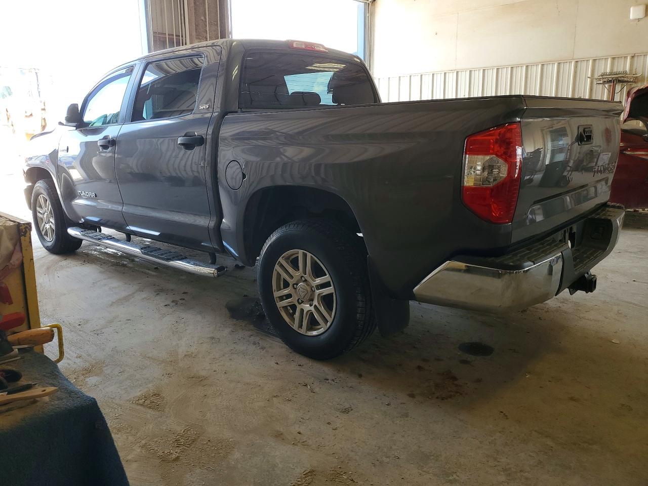 2015 TOYOTA TUNDRA CREWMAX SR5 — снимка 2