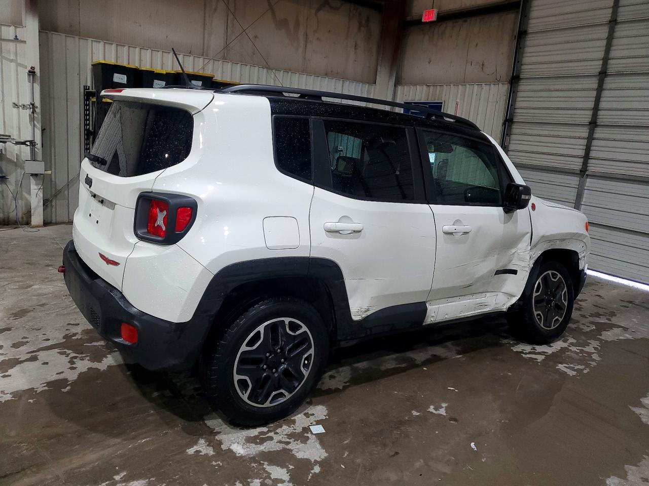 2017 JEEP RENEGADE TRAILHAWK — снимка 3
