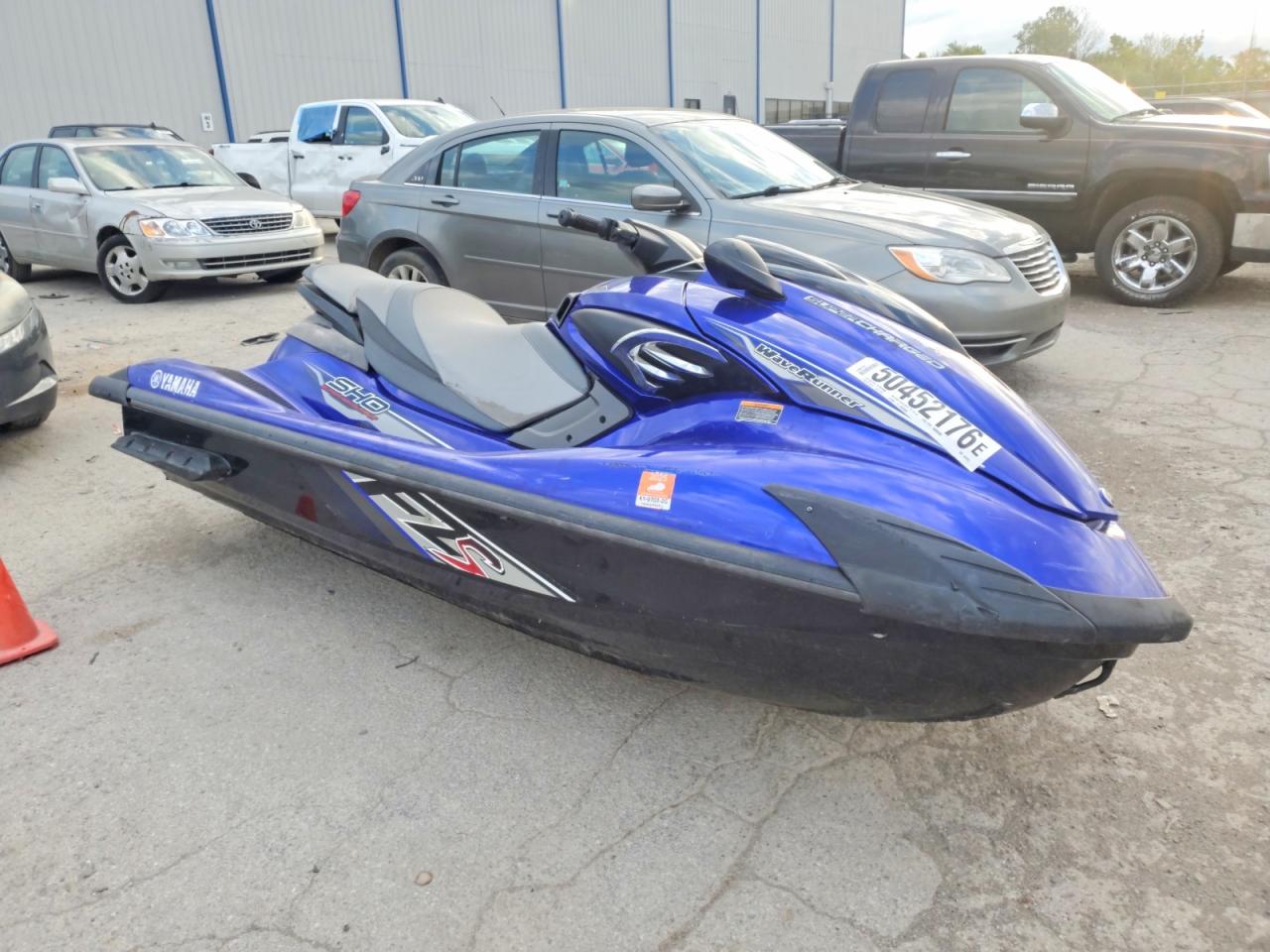 2013 YMA JET SKI