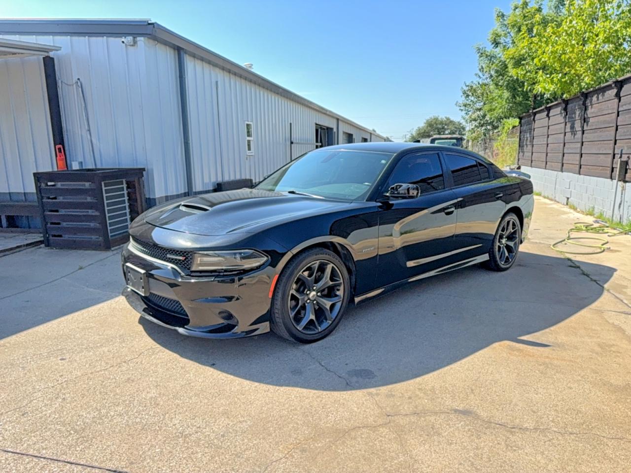 2019 DODGE CHARGER R/T — снимка 2