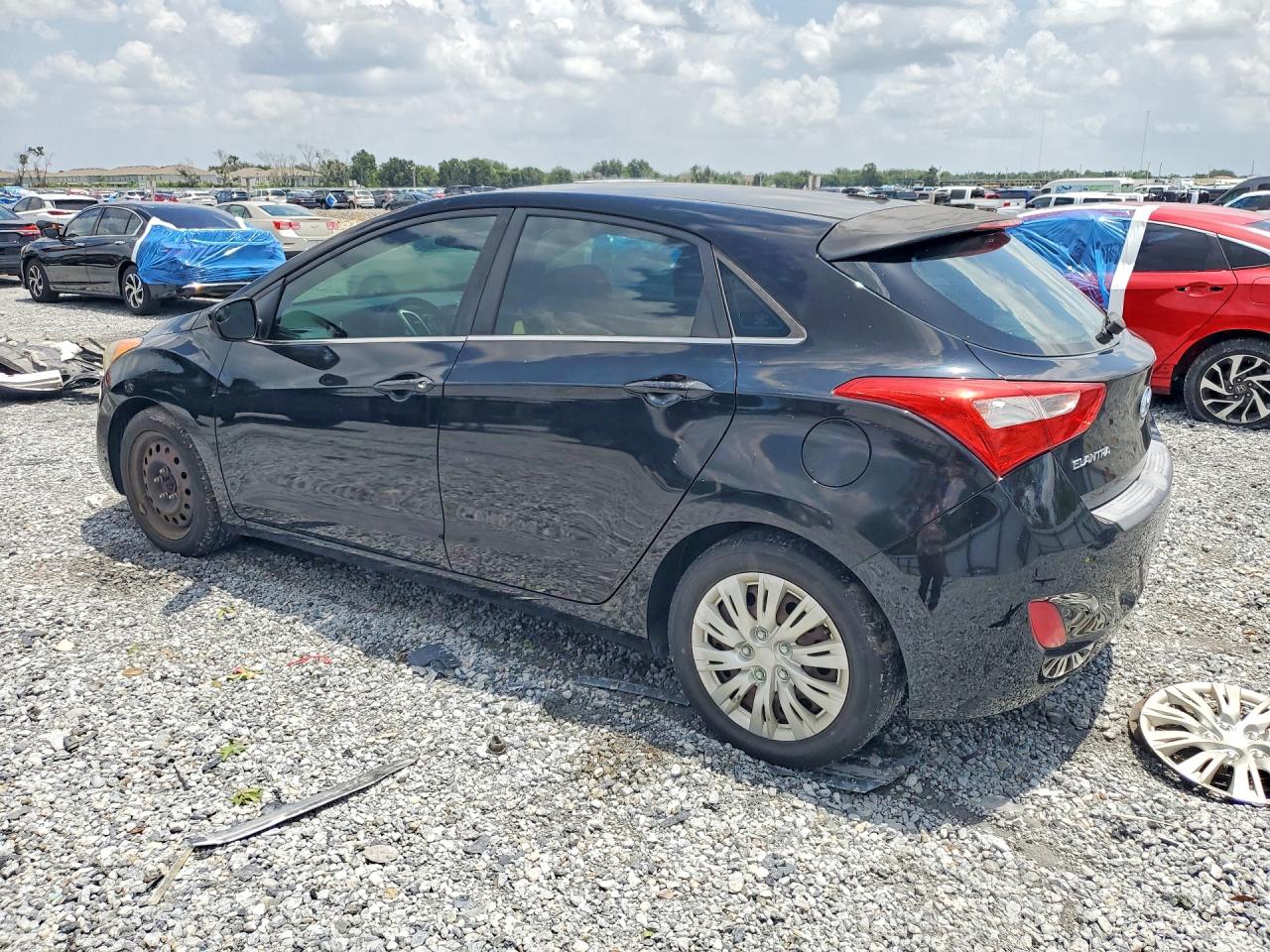 2016 HYUNDAI ELANTRA GT BASE — снимка 2