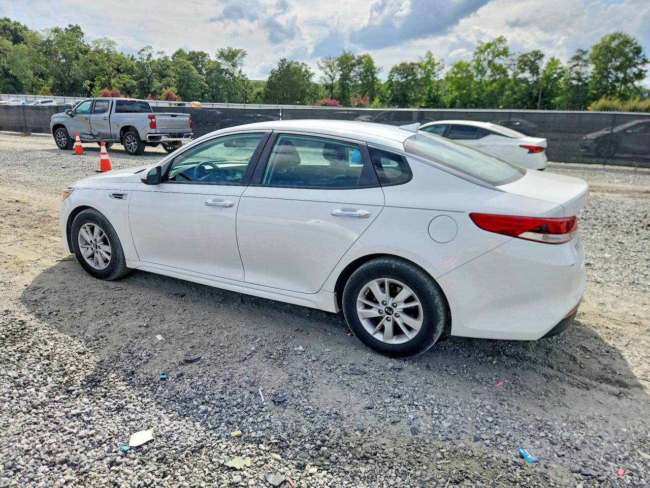 2016 KIA OPTIMA LX — снимка 2