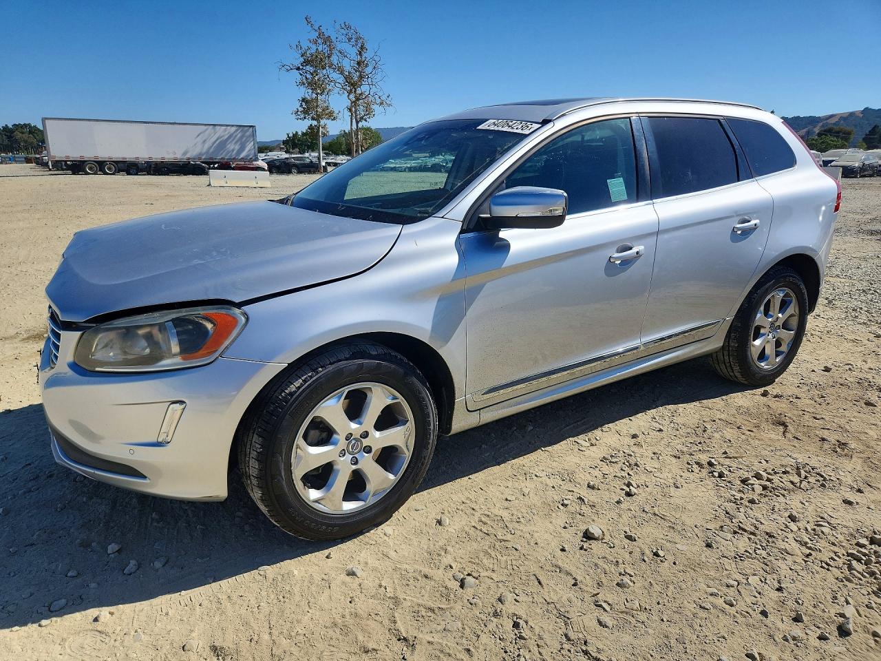 2016 VOLVO XC60 T5 PREMIER