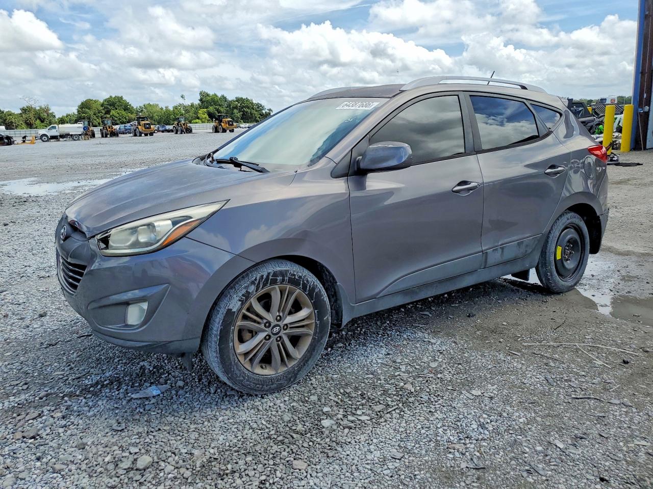 2015 HYUNDAI TUCSON SE