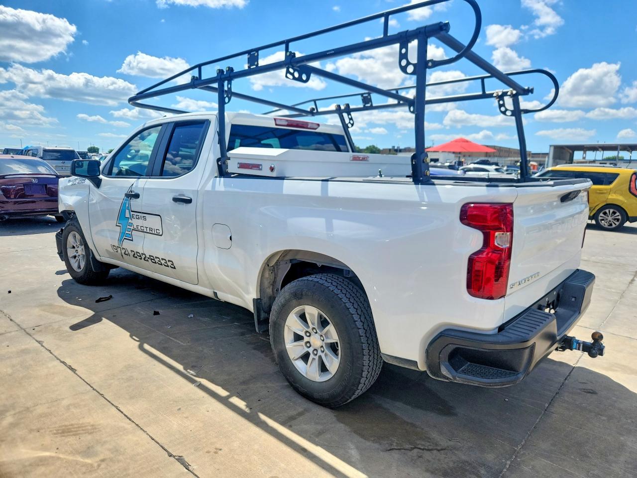 2025 CHEVROLET SILVERADO C1500 — снимка 2