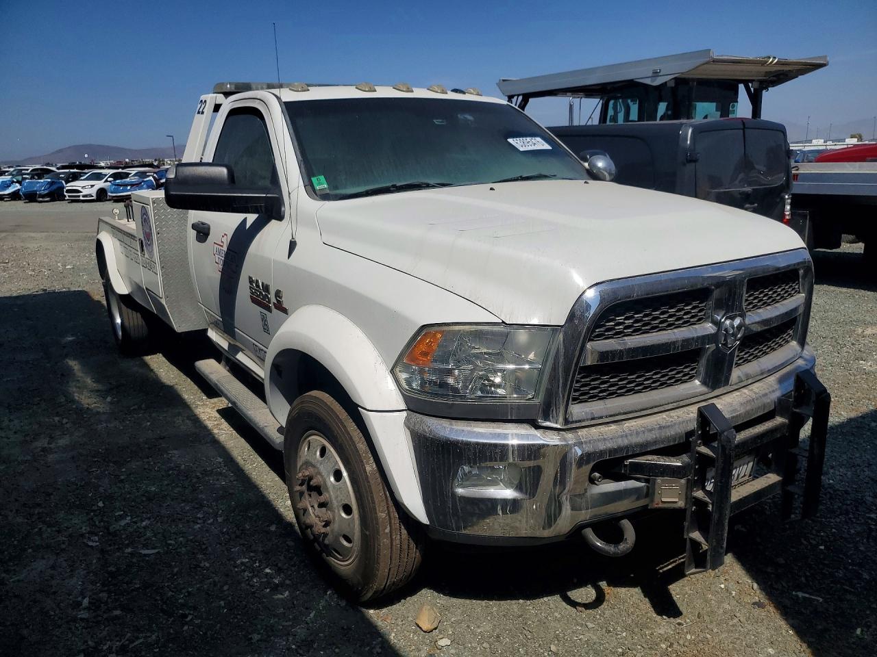 2015 RAM 5500 — снимка 4