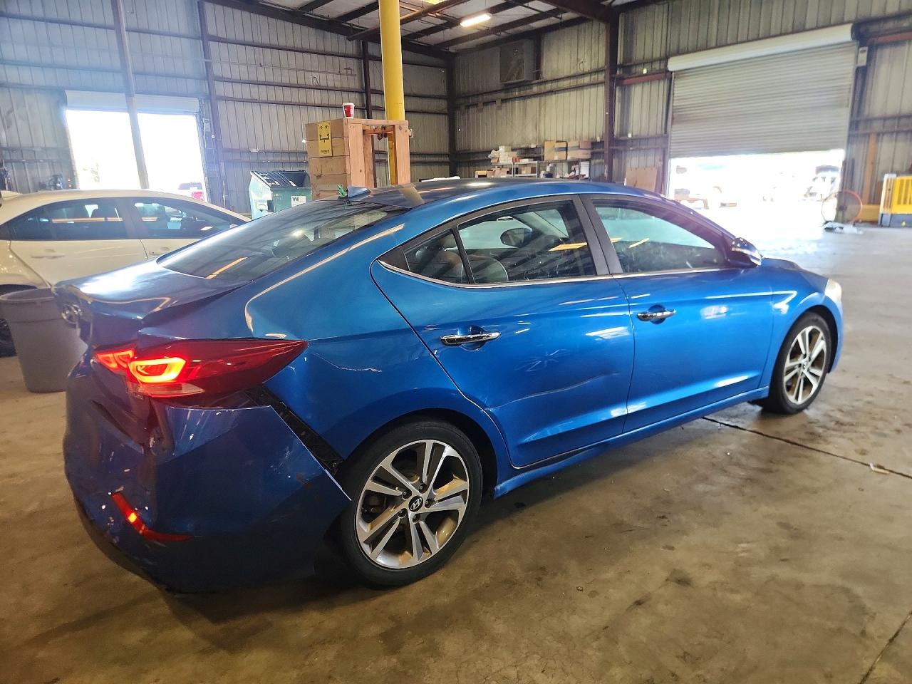 2017 HYUNDAI ELANTRA LIMITED — снимка 3