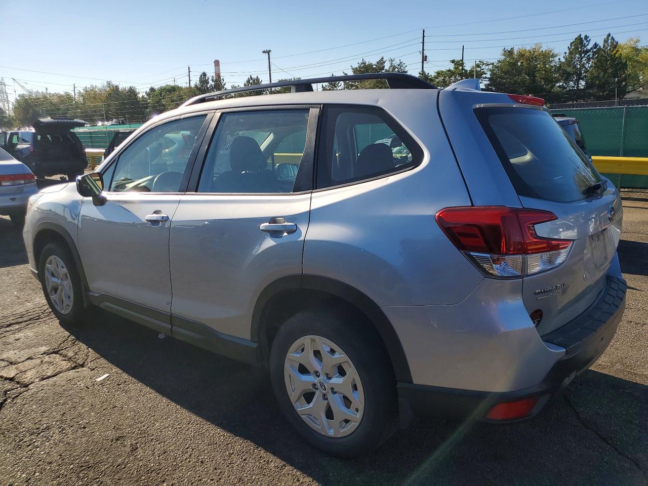 2019 SUBARU FORESTER — снимка 2