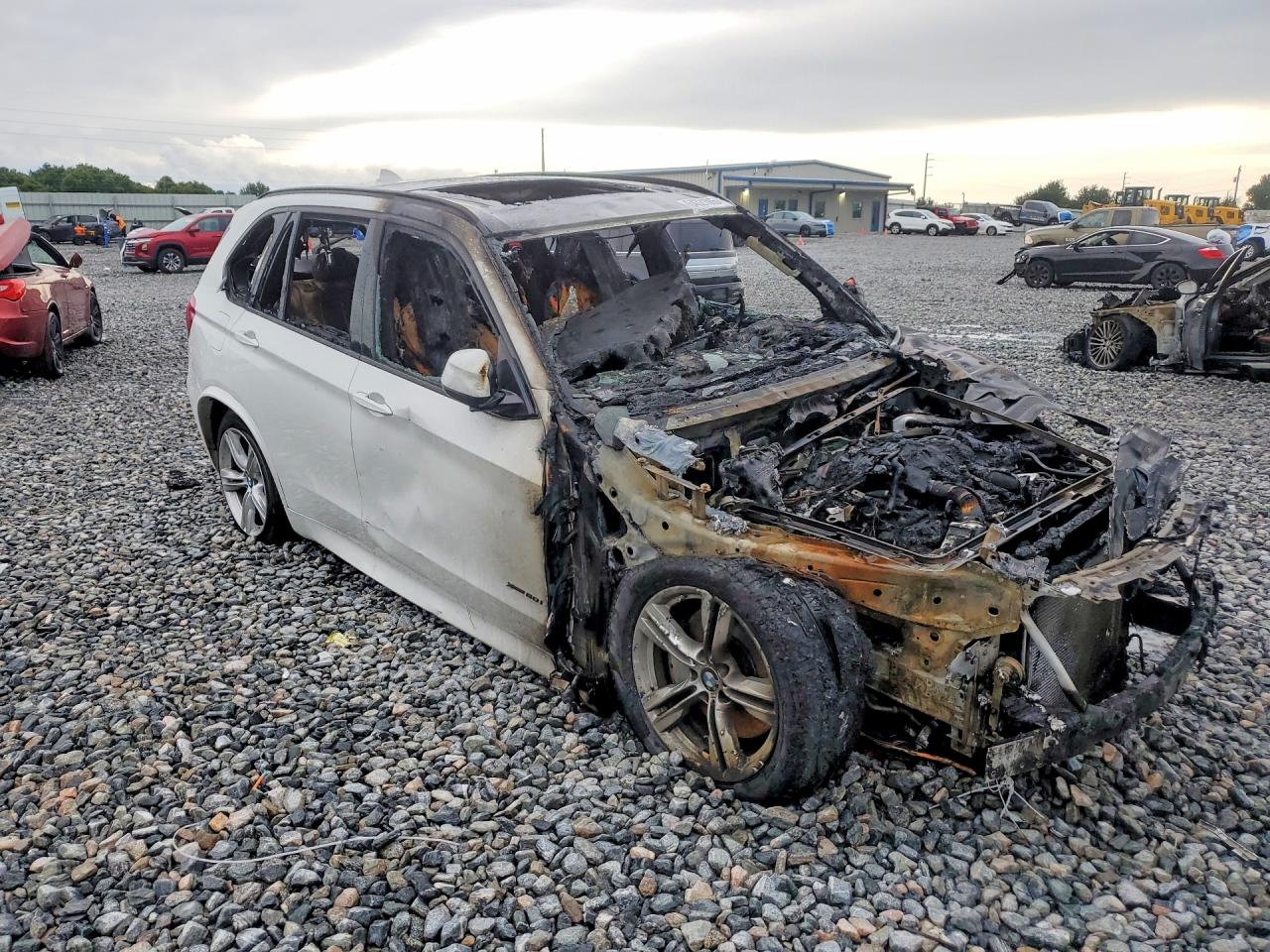 2016 BMW X5 XDRIVE50I — снимка 4