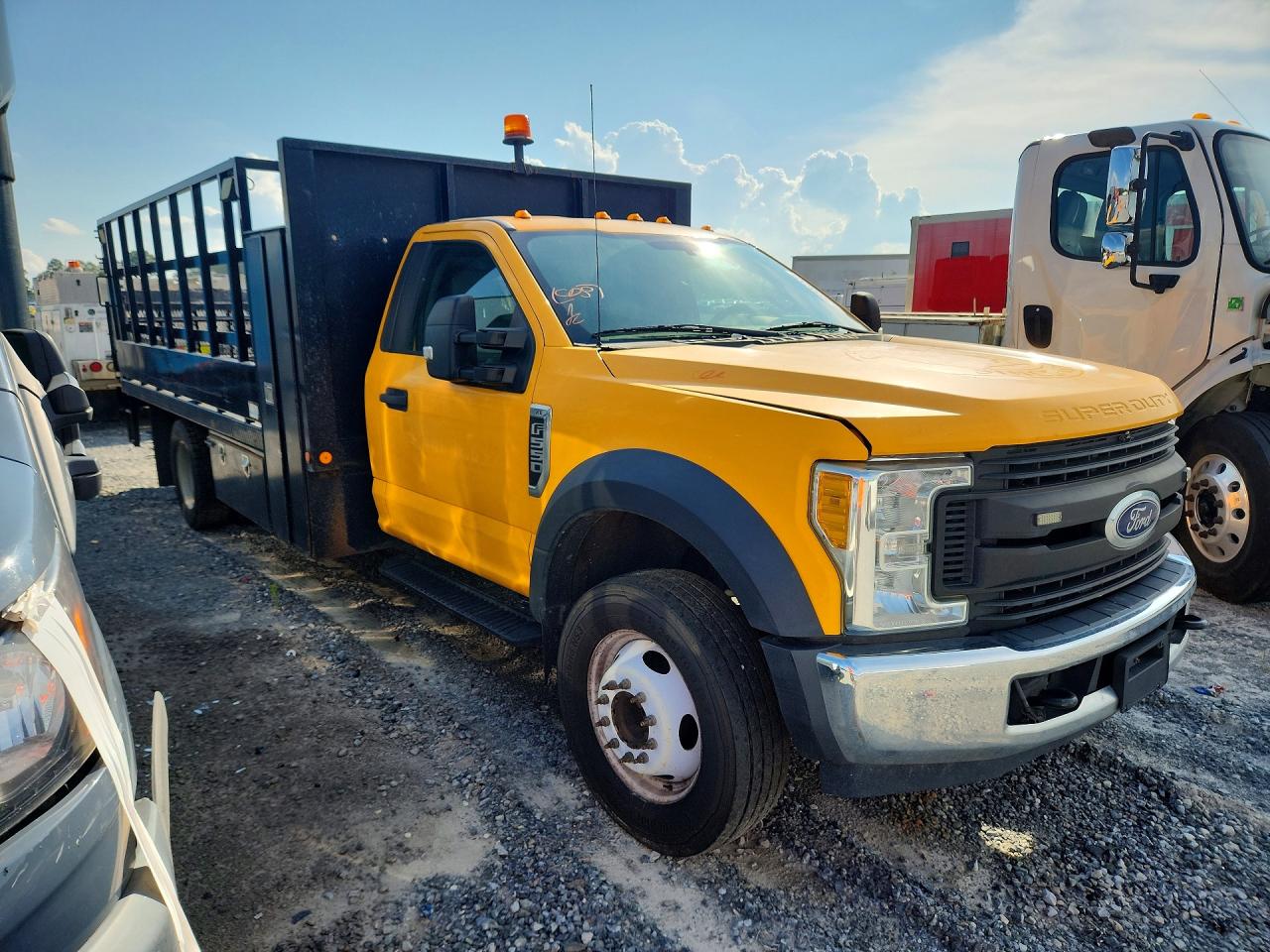 2017 FORD F550 SUPER DUTY — photo 4