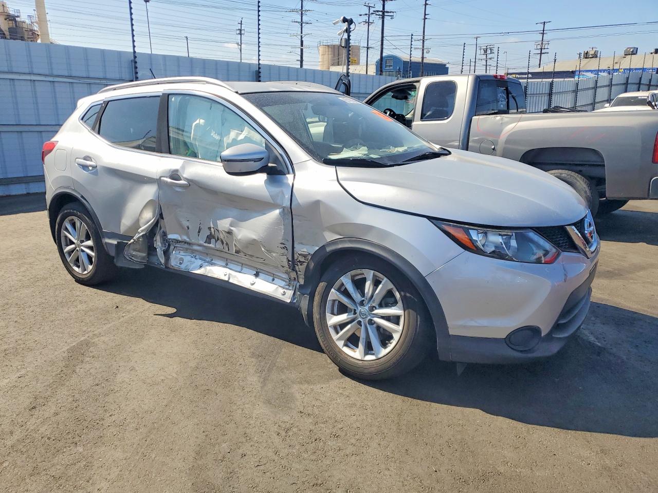 2017 NISSAN ROGUE SPORT SV — снимка 4