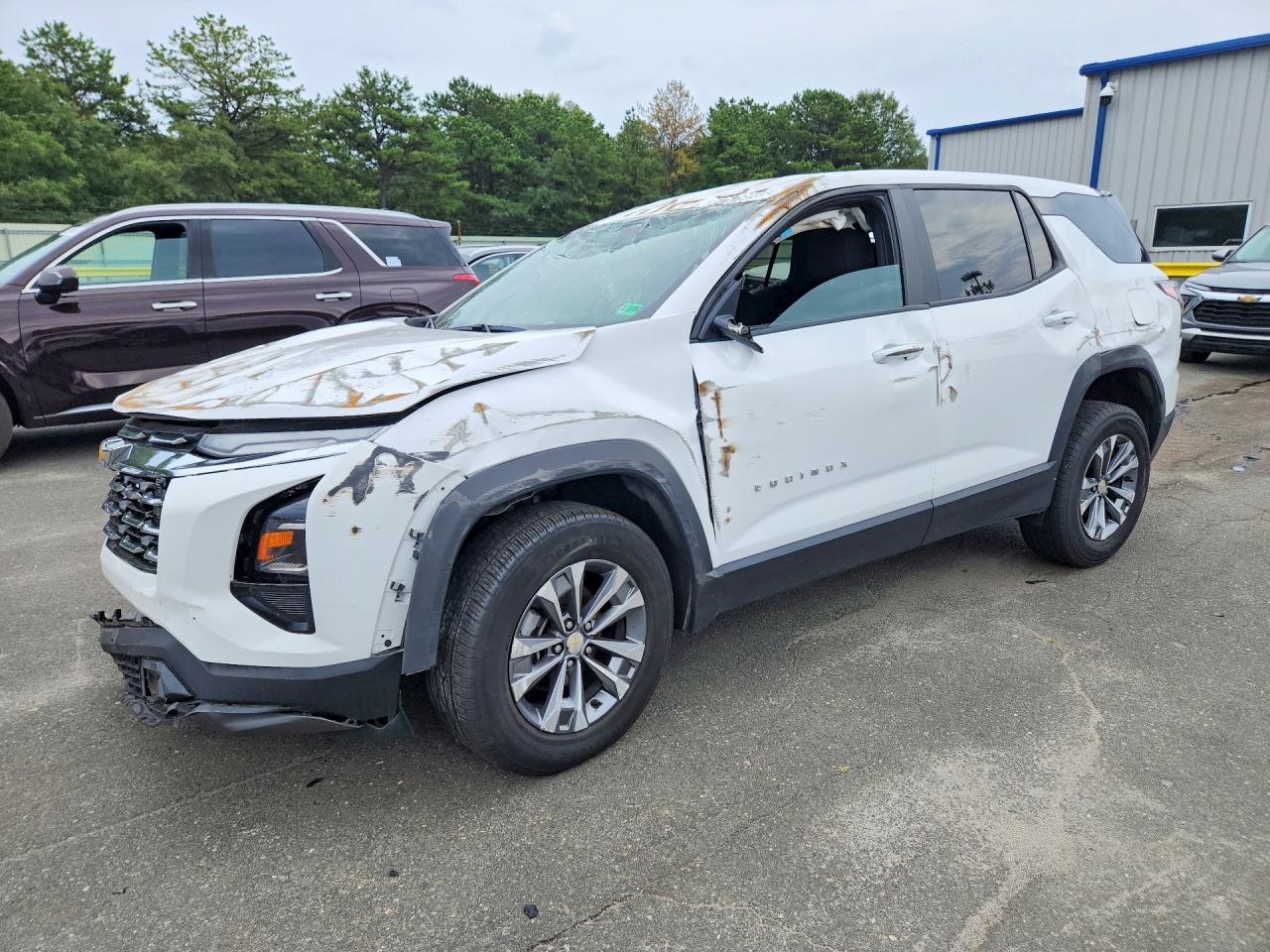 2025 CHEVROLET EQUINOX LT