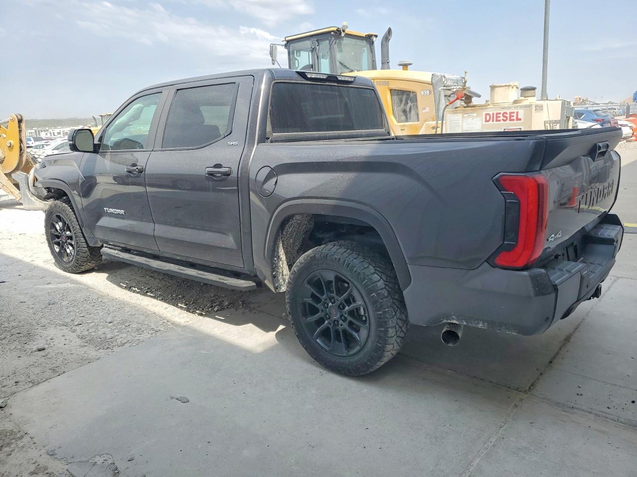 2024 TOYOTA TUNDRA SR5 — снимка 2
