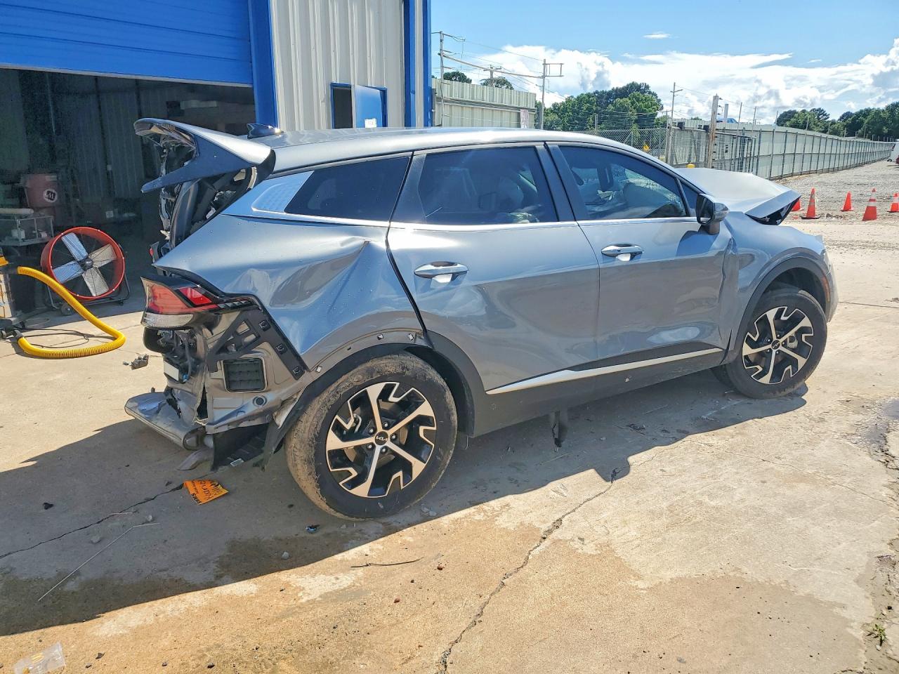 2025 KIA SPORTAGE EX — снимка 3