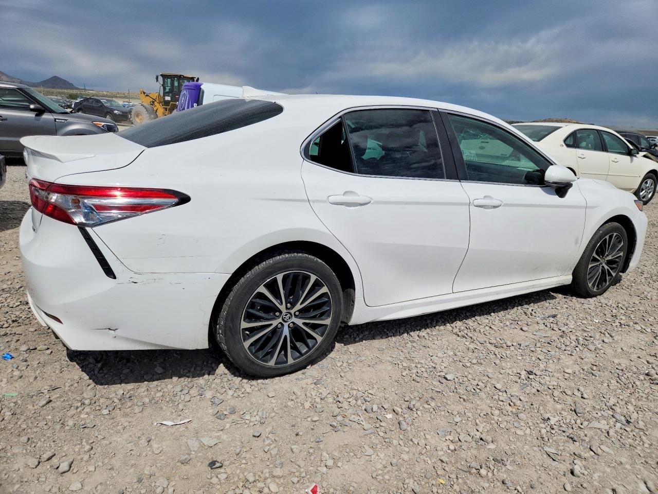 2019 TOYOTA CAMRY SE — снимка 3
