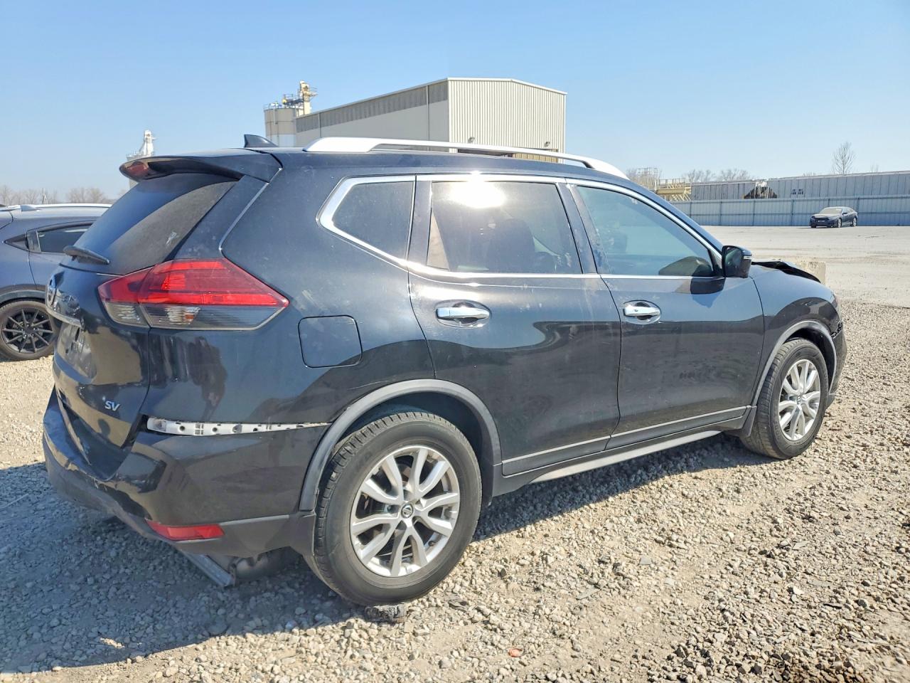 2017 NISSAN ROGUE SV — снимка 3