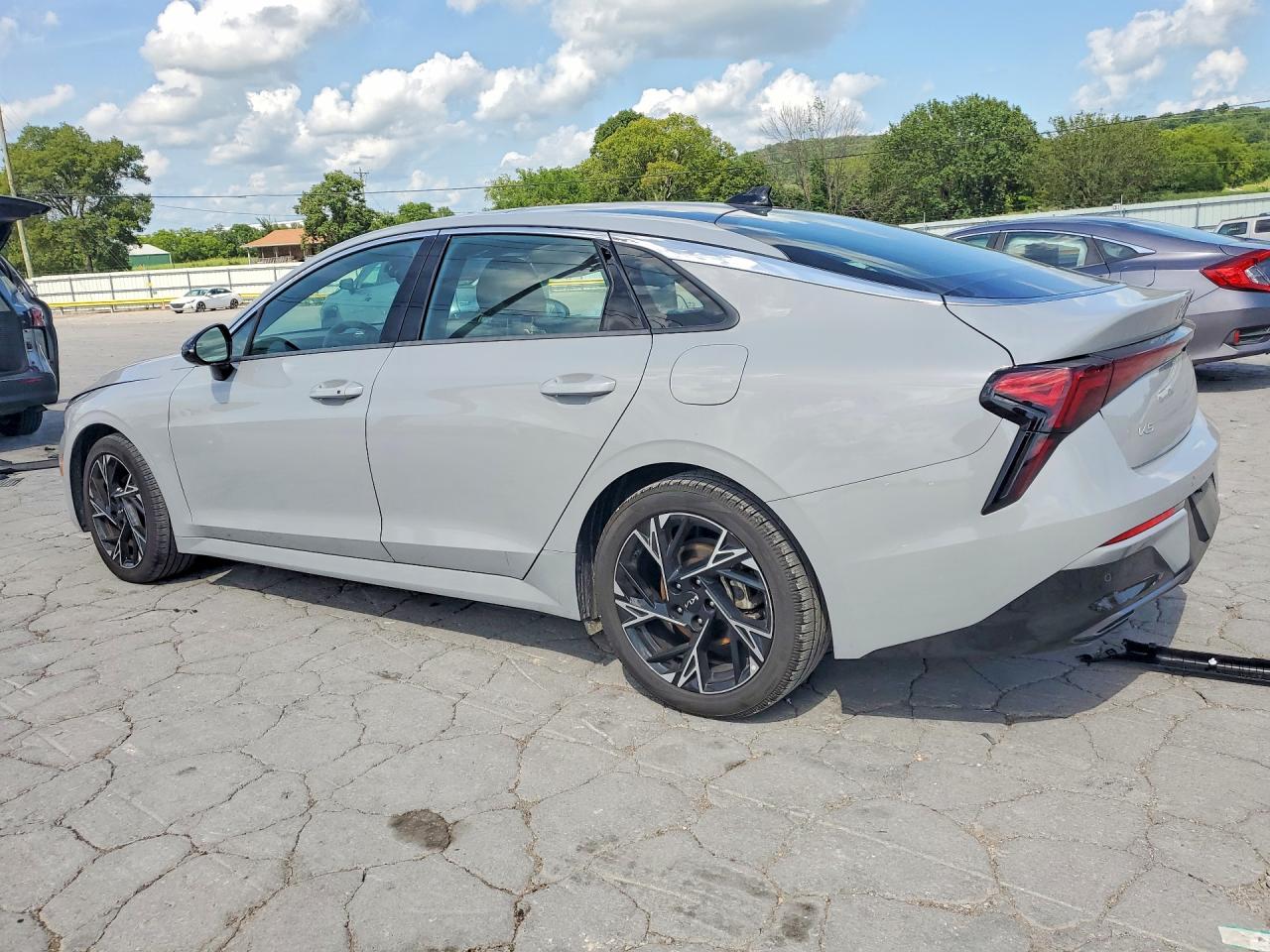 2025 KIA K5 GT LINE — снимка 2