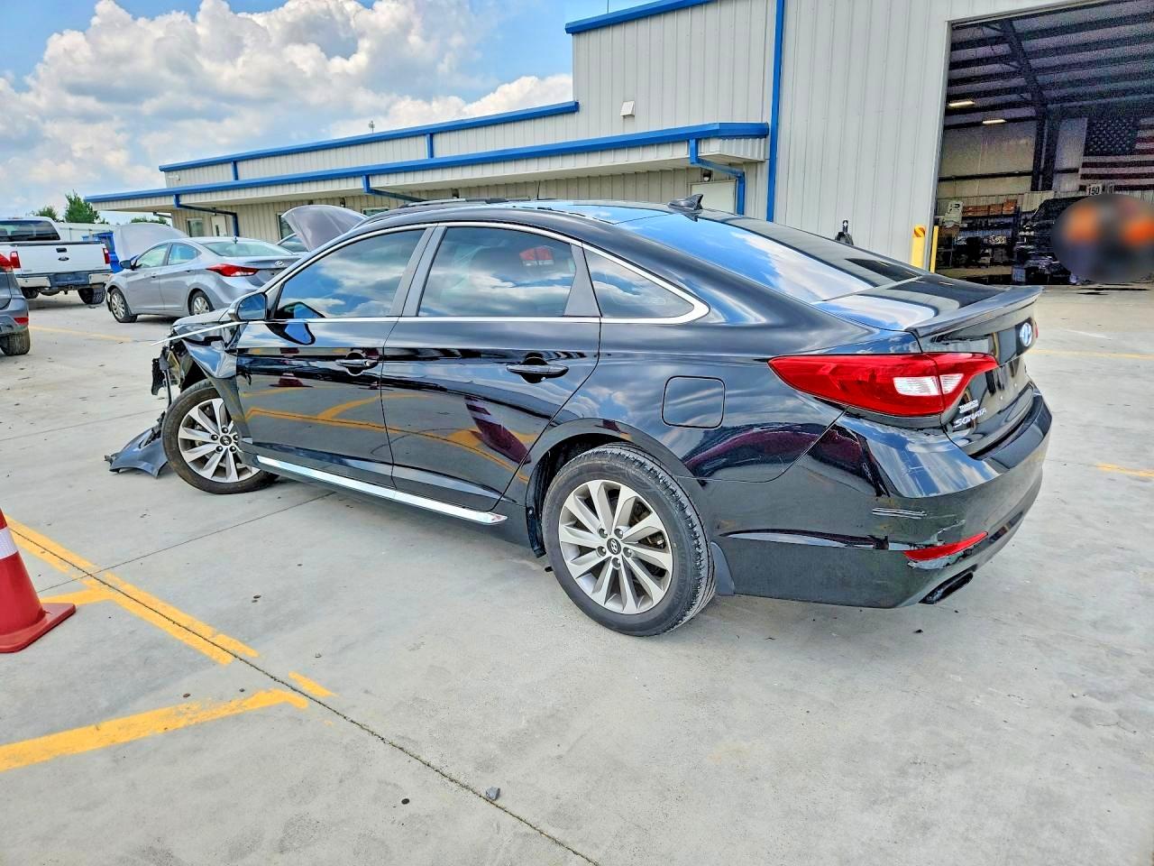 2015 HYUNDAI SONATA SPORT — снимка 2