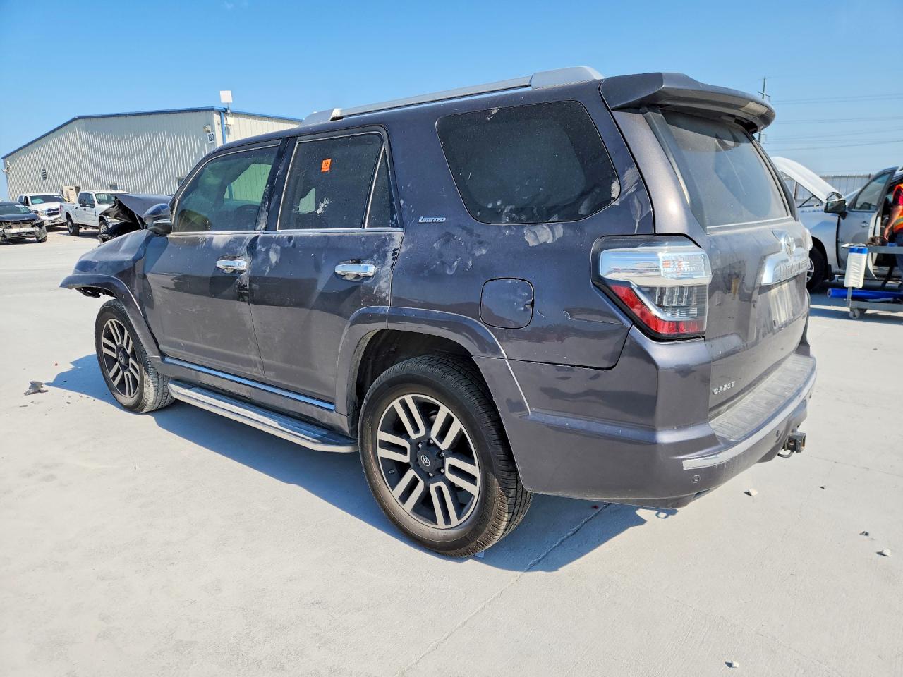 2017 TOYOTA 4RUNNER LIMITED — снимка 2